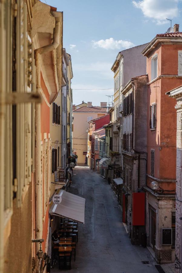 Pula City Apartment With Private Parking Free Bagian luar foto